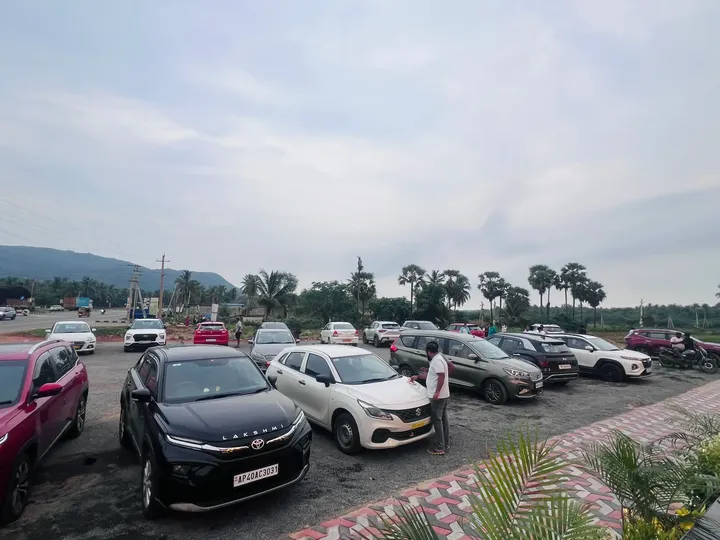 Highway Outlets