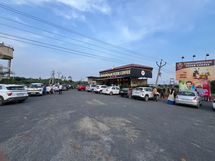 Highway Outlets