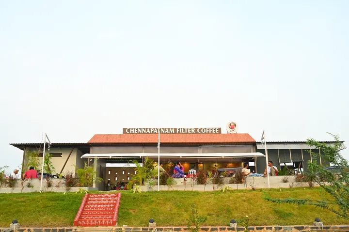 Highway Outlets