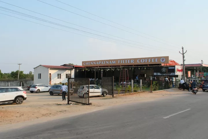 Highway Outlets